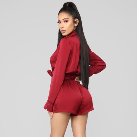 FASHION NOVA SATIN ROMPER XS - Picture 3 of 7